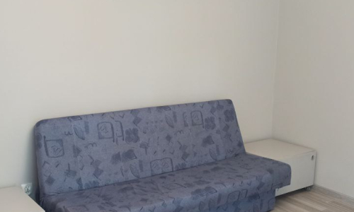 Kawalerka pokój 14m2 kuchnia i łazienka, p.pok. (28m2)