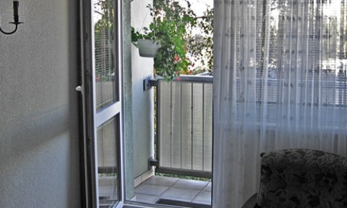 Pokój do wynajęcia 20m2 + balkon jasny ciepły dla 1 lub 2 kobiet z Ukrainy