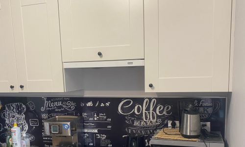 Pokój jednoosobowy w mieszkaniu 3 pokojowym