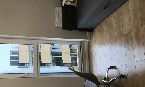 Pokój jednoosobowy w mieszkaniu 3 pokojowym